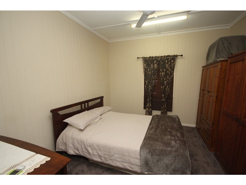 92 Thirteenth Avenue, Home Hill QLD 4806