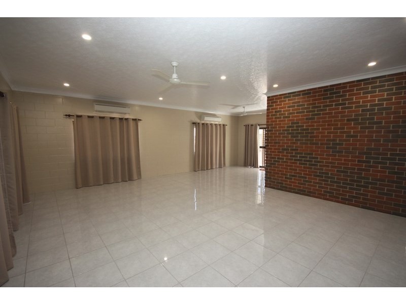 8 Lilliesmere Court, Ayr QLD 4807