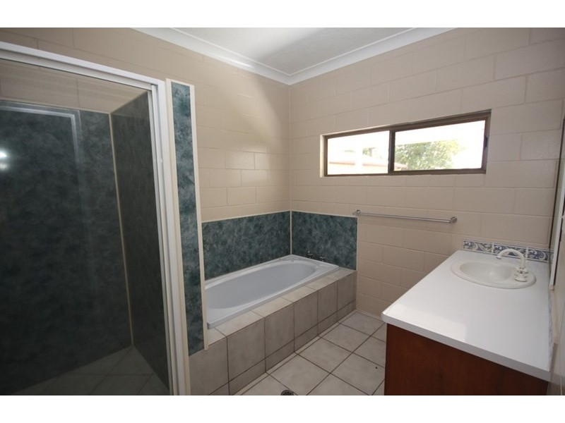 8 Lilliesmere Court, Ayr QLD 4807