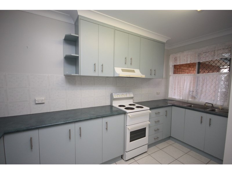 Unit 4/8 George Street, Ayr QLD 4807