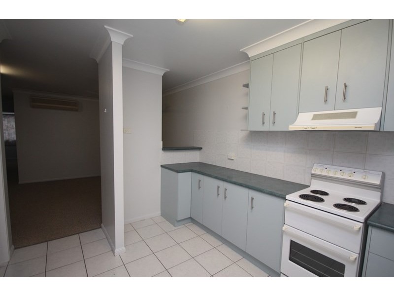 Unit 4/8 George Street, Ayr QLD 4807