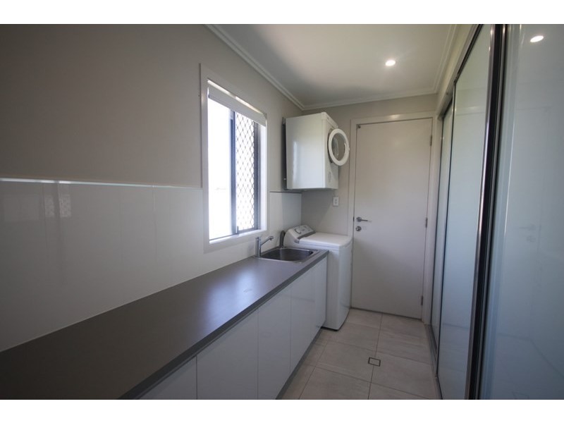 4 Keyren Way, Ayr QLD 4807