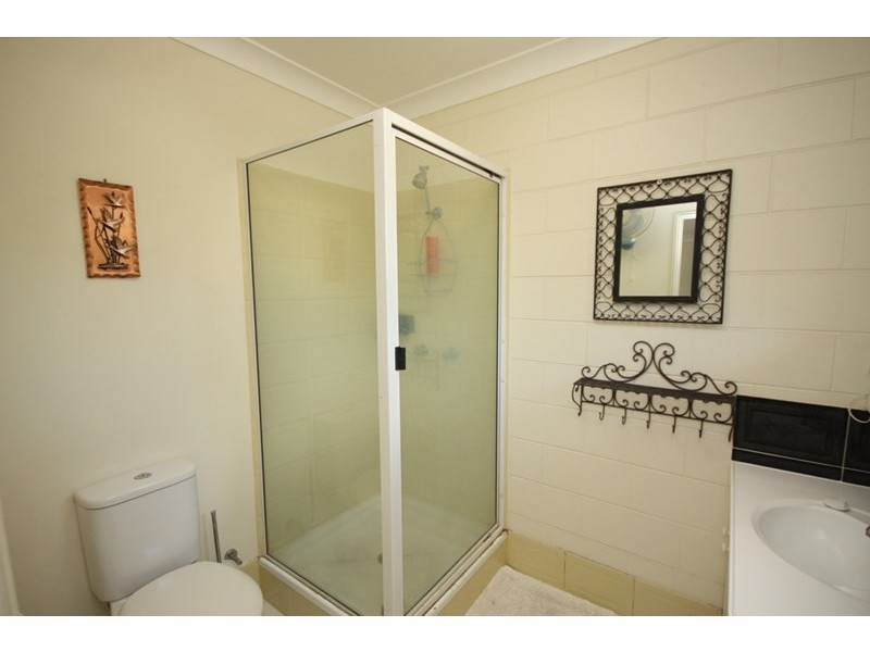 63 Castorina Drive, Mount Kelly QLD 4807