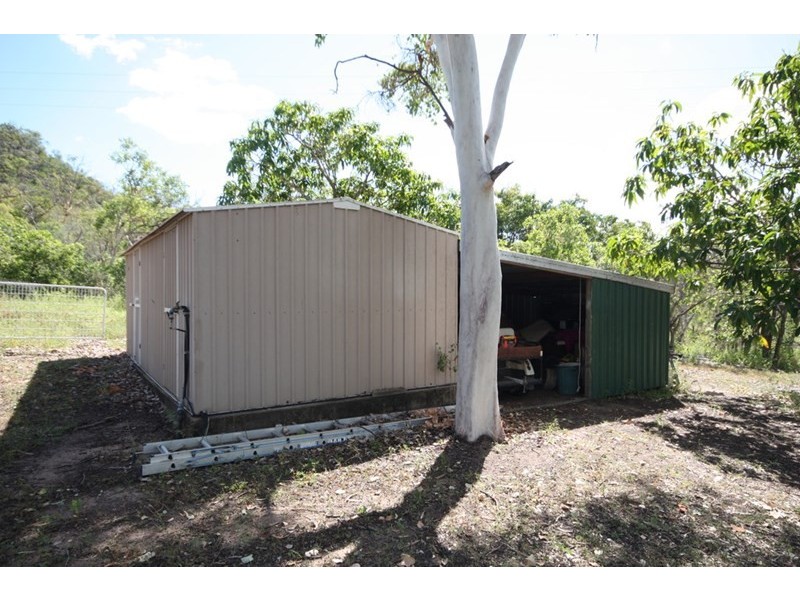 63 Castorina Drive, Mount Kelly QLD 4807