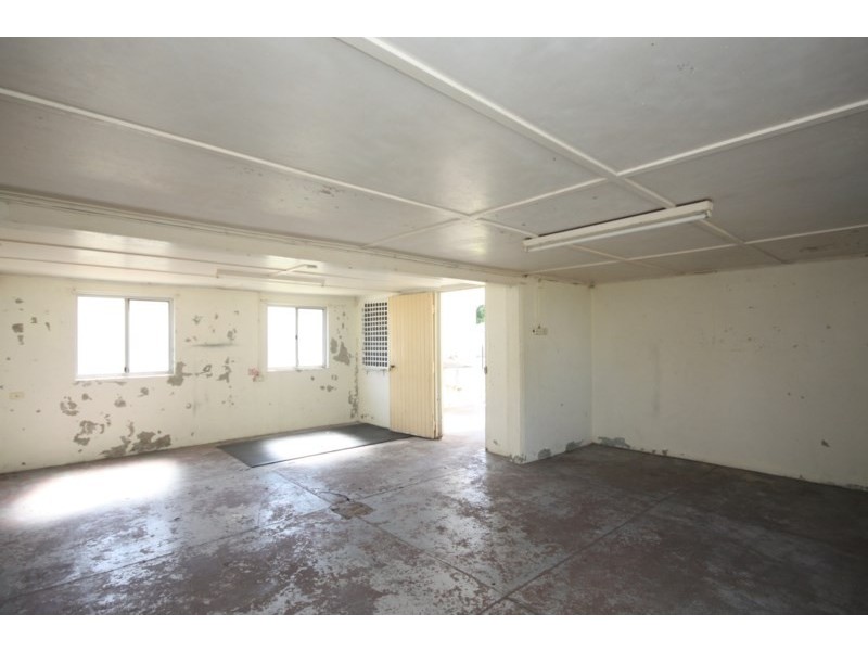 1 Eighth Street, Home Hill QLD 4806