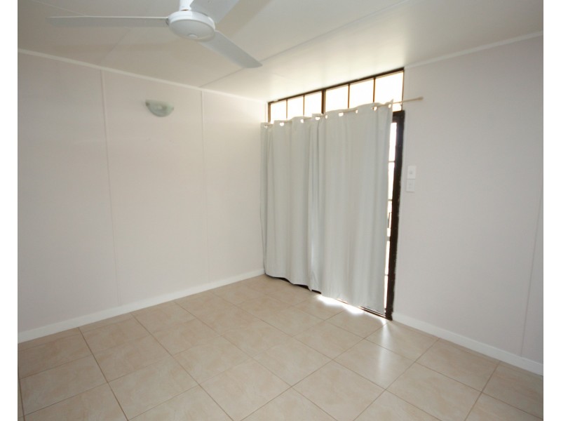 15 Gina Place, Ayr QLD 4807