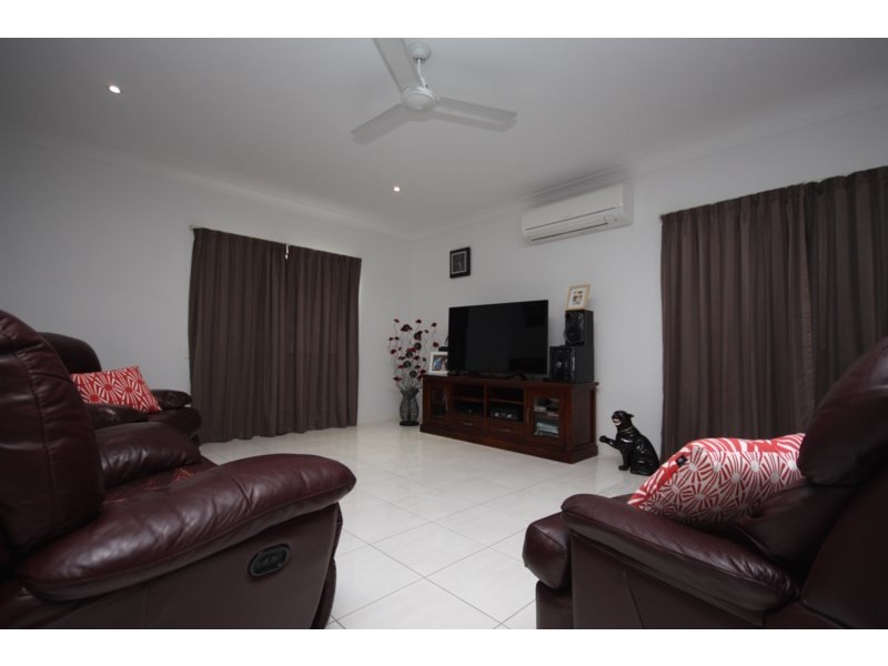 72 Young Street, Ayr QLD 4807