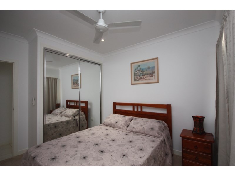 72 Young Street, Ayr QLD 4807