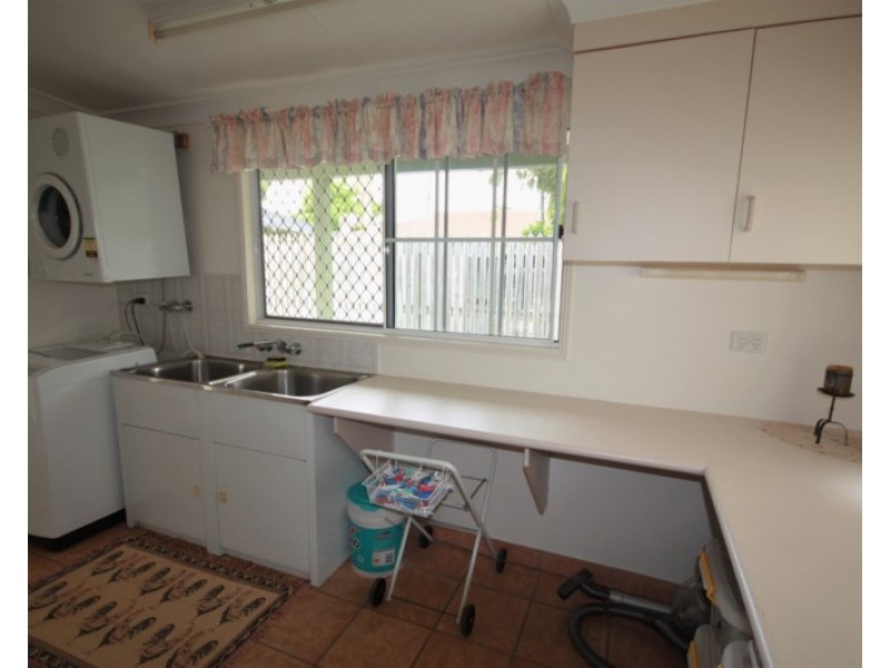 10 Darwin Street, Ayr QLD 4807