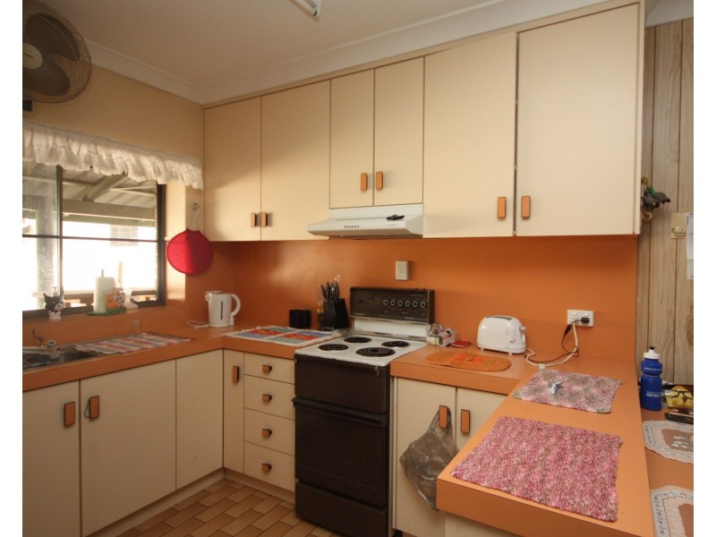 36-38 Hoey Street, Ayr QLD 4807