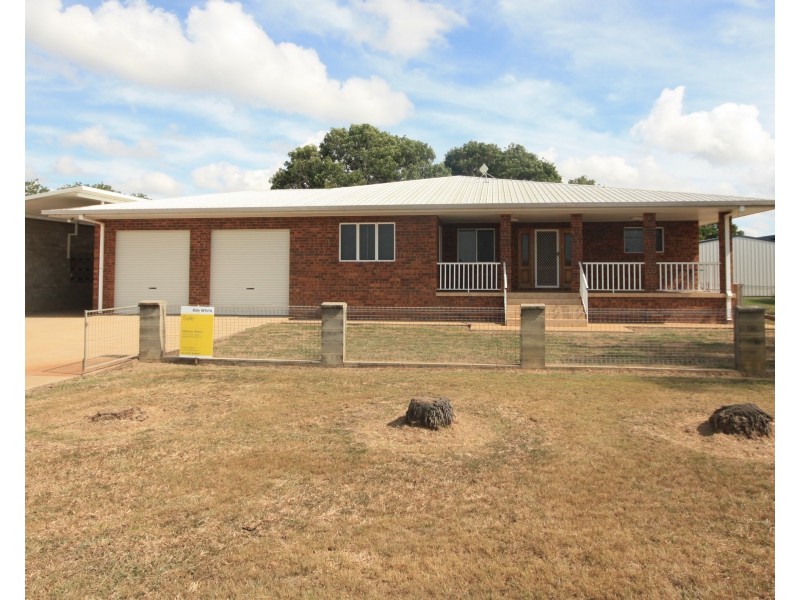 5 Vasta Road, Jarvisfield QLD 4807