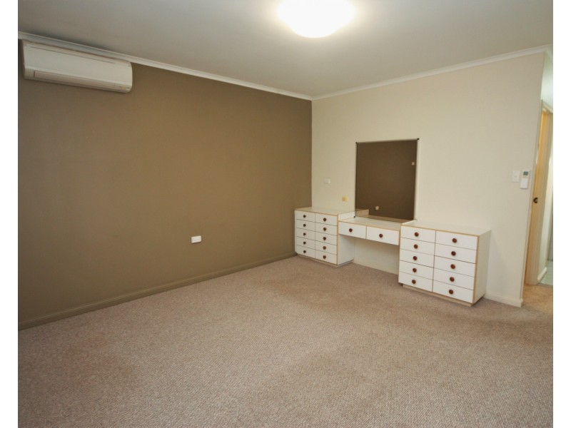 5 Vasta Road, Jarvisfield QLD 4807