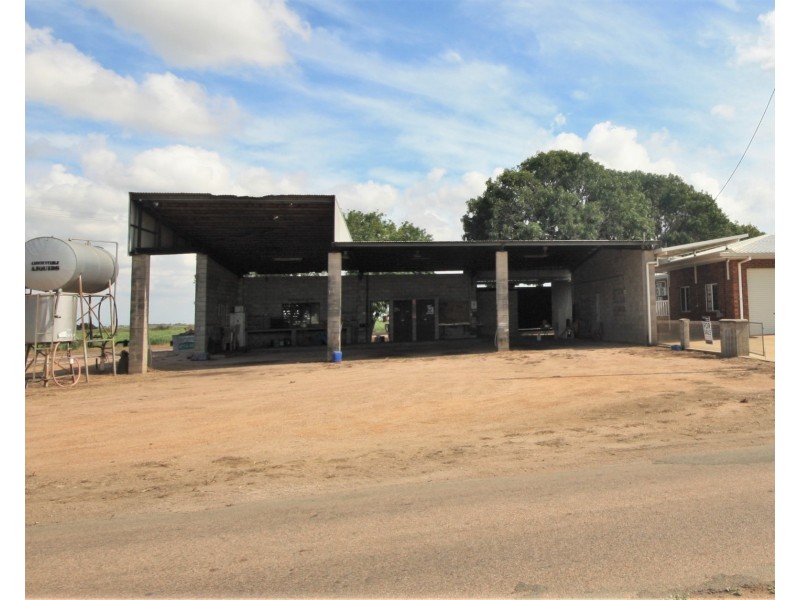 5 Vasta Road, Jarvisfield QLD 4807