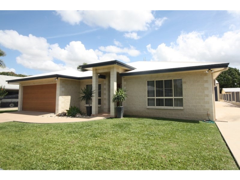 11 Scott Street, Ayr QLD 4807