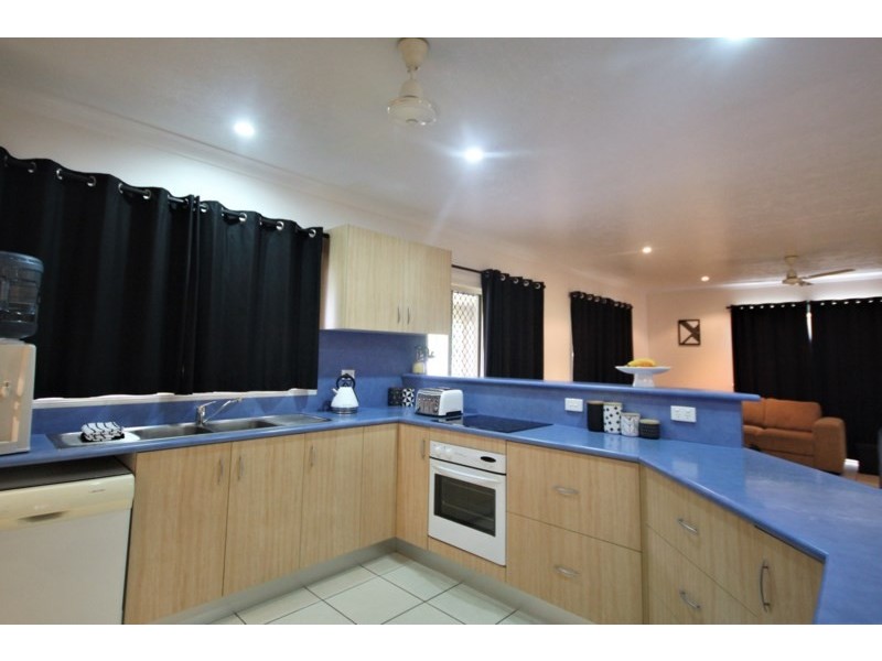 11 Scott Street, Ayr QLD 4807