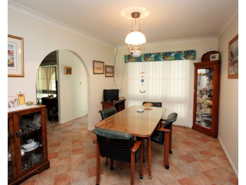 8 Hillcrest Place, Ayr QLD 4807