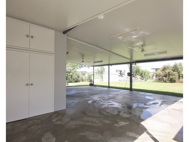 10 Nelson Street, Clare QLD 4807