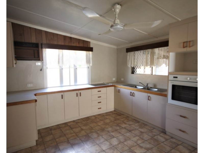 125 Graham Street, Ayr QLD 4807