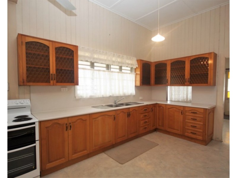 37 Queen Street, Ayr QLD 4807