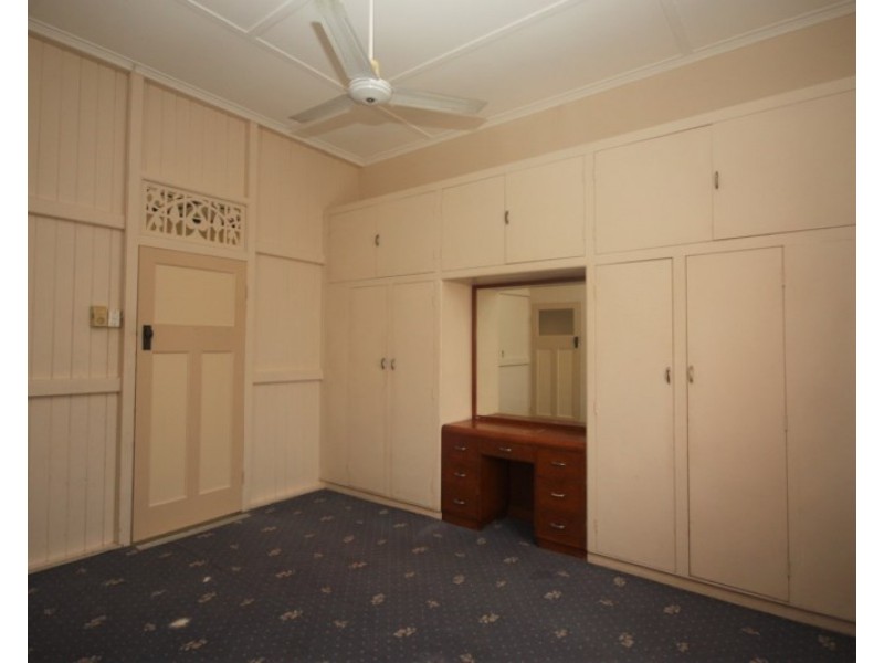 37 Queen Street, Ayr QLD 4807