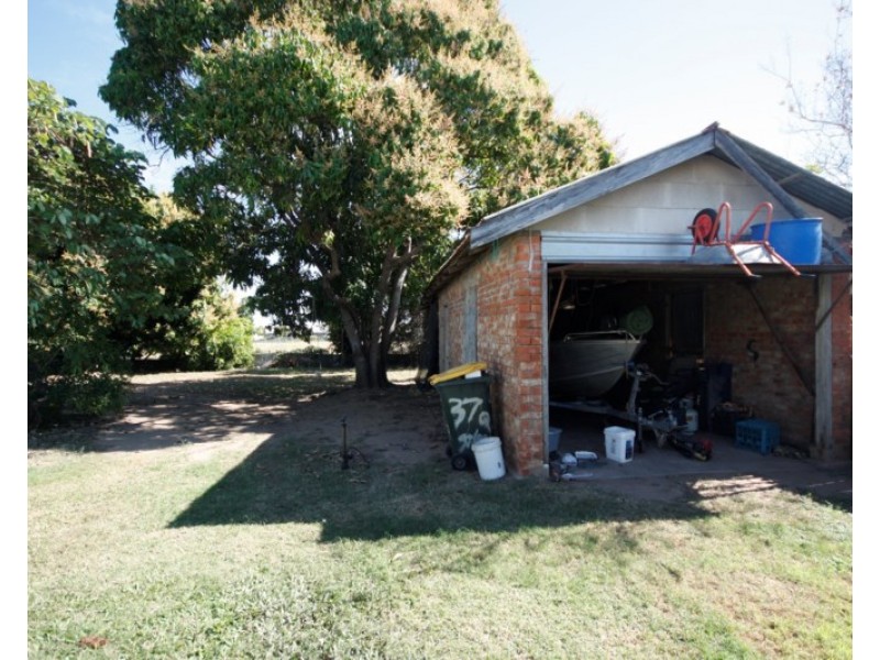 37 Queen Street, Ayr QLD 4807