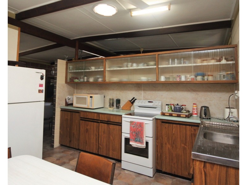 77 Cameron Street, Ayr QLD 4807