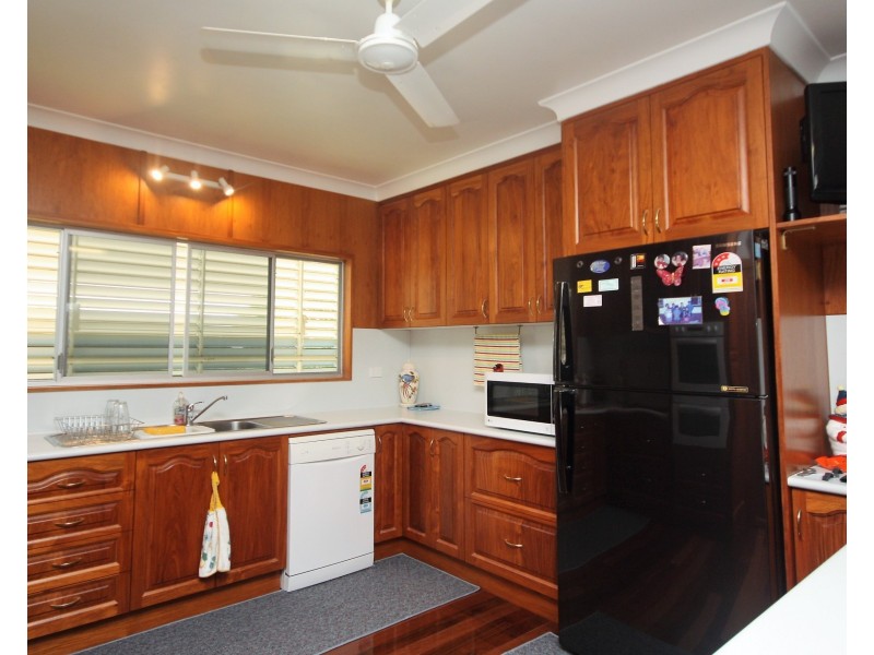 17 Davenport Street, Ayr QLD 4807