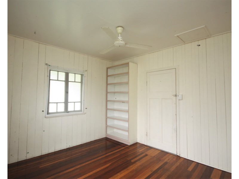 5 Eighth Street, Home Hill QLD 4806
