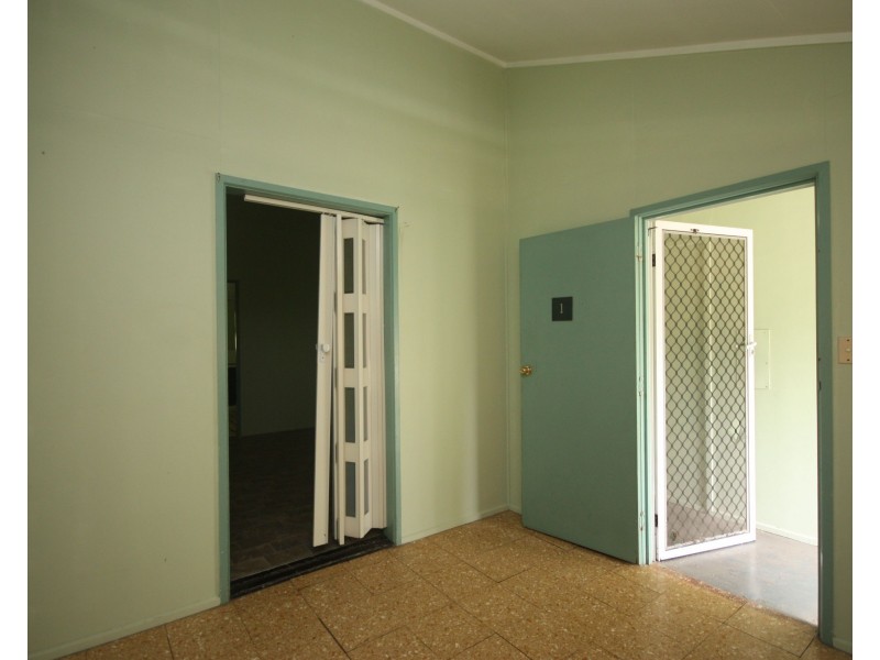 5 Hobart Street, Ayr QLD 4807