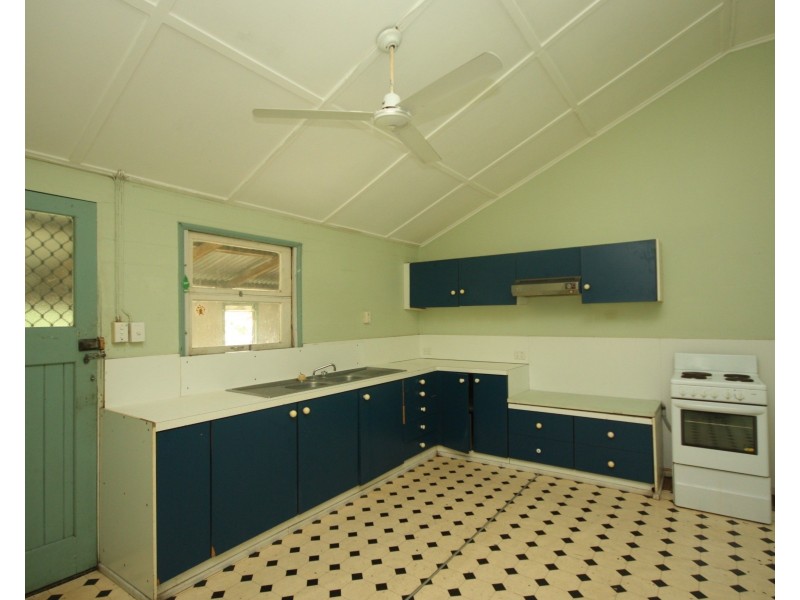 5 Hobart Street, Ayr QLD 4807