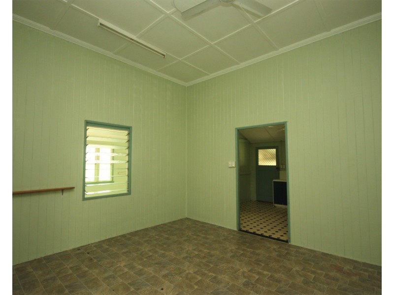 5 Hobart Street, Ayr QLD 4807