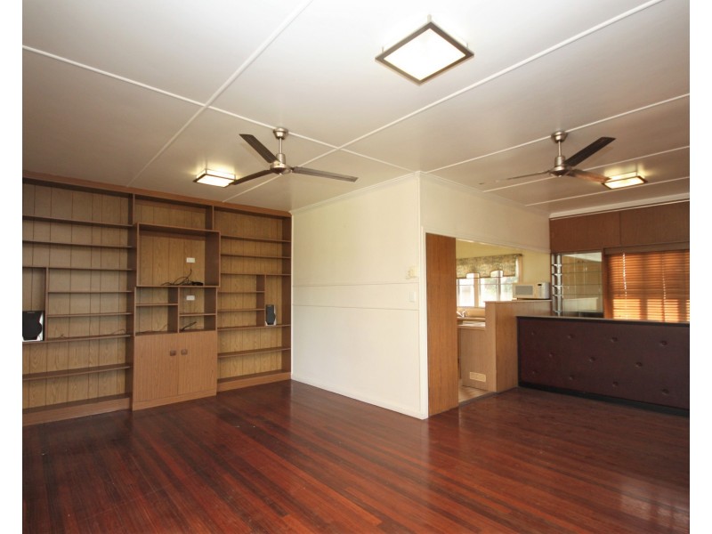 173 Anabranch Road, Jarvisfield QLD 4807