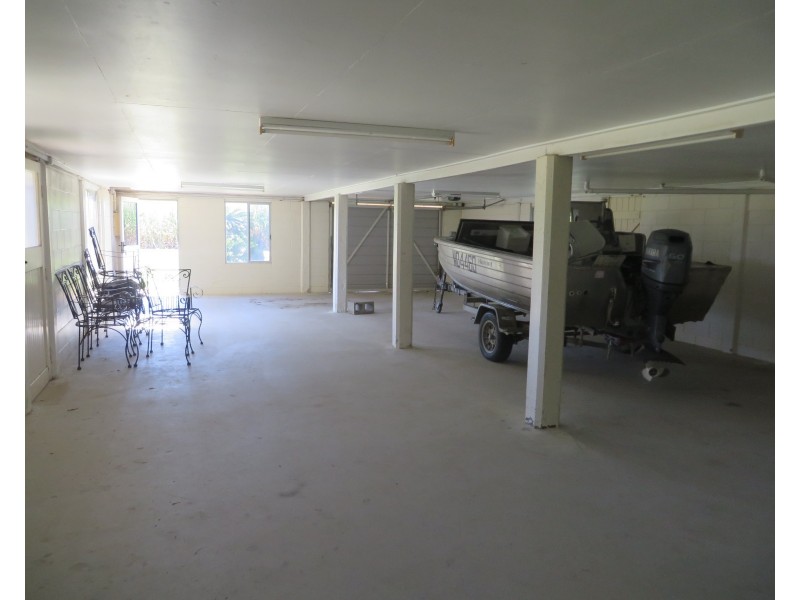 173 Anabranch Road, Jarvisfield QLD 4807