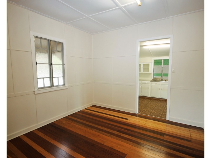 2 Barsby Street, Ayr QLD 4807