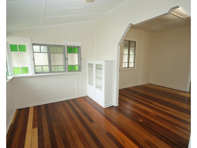2 Barsby Street, Ayr QLD 4807