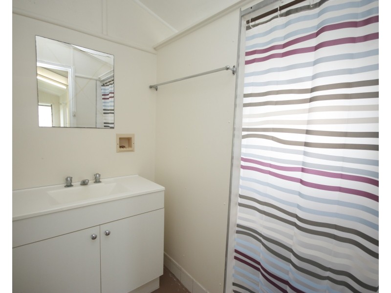 2 Barsby Street, Ayr QLD 4807