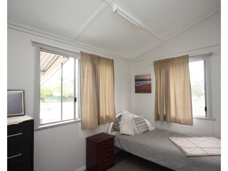 6 Third Street, Home Hill QLD 4806