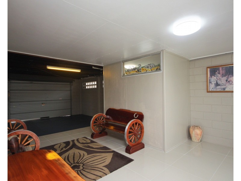 12 Porter Street, Ayr QLD 4807