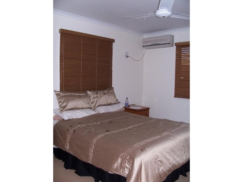 Hideaway Bay QLD 4800