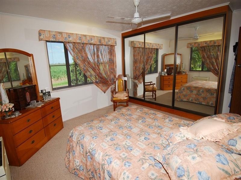 Mount Surround QLD 4809