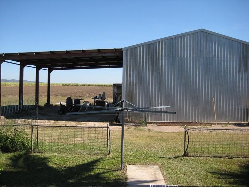 Fredericksfield QLD 4806