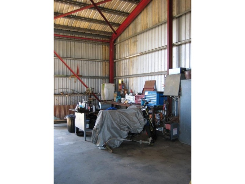 Fredericksfield QLD 4806