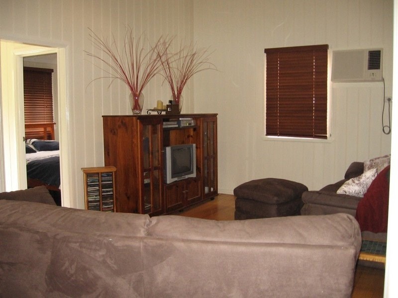 12 Barbat Street, Giru QLD 4809