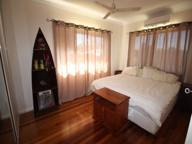 77 Ross Street, Ayr QLD 4807