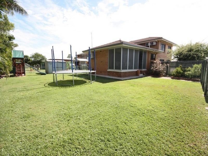 77 Ross Street, Ayr QLD 4807