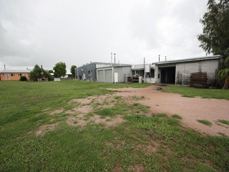 34 Hoey Street, Ayr QLD 4807