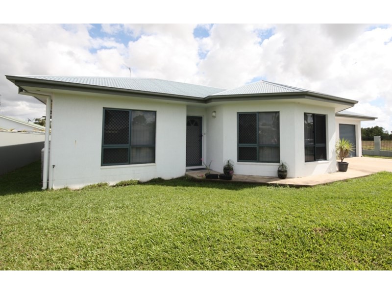 93 Beach Road, Ayr QLD 4807