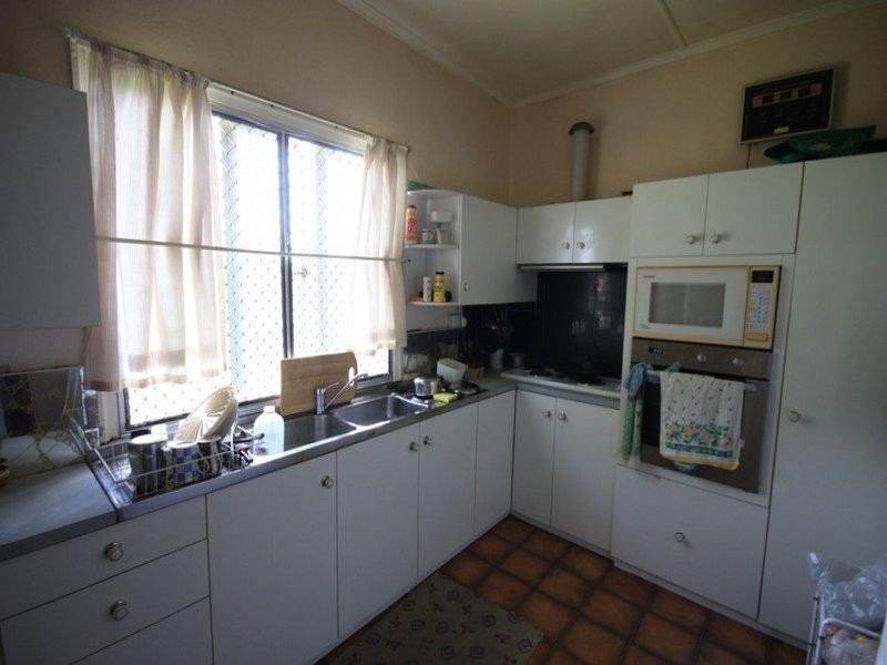 16 Brisbane Street, Ayr QLD 4807