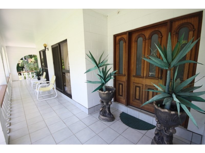 40 Beach Road, Ayr QLD 4807