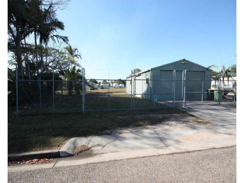 42 Gordon Street, Ayr QLD 4807